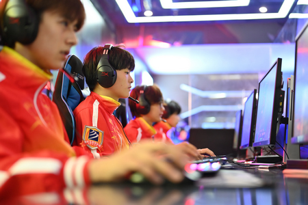 2022ꡰӭˡ»ƼУʶԿ ¾㱸 ֻ