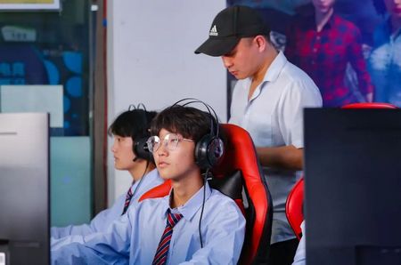 2022ꡰӭˡ»Ƽ羺УʶԿĻڼ