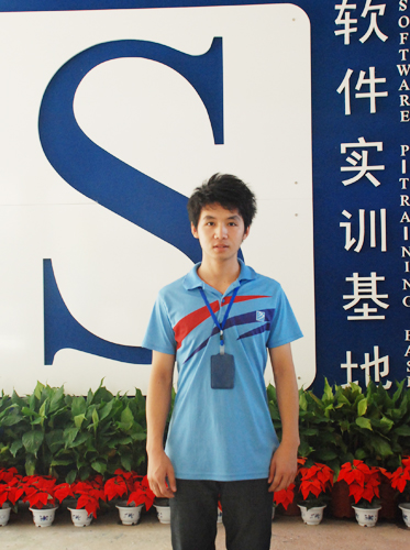 欧胜清.jpg
