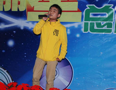 6周楷伦深情演唱《如果我变成回忆》.jpg