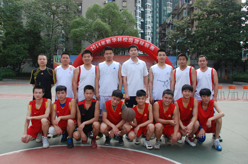 师生友谊赛队员合影二.jpg