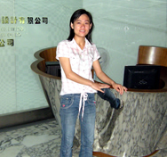 在工作中不断学习——黄莉霞