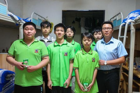 ��ɳ�»�У�쵼������������ο������
