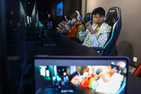 1762327184805601.jpg ES7A6217.jpg