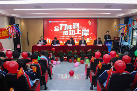 1772328552901621.jpg ES7A5724.jpg