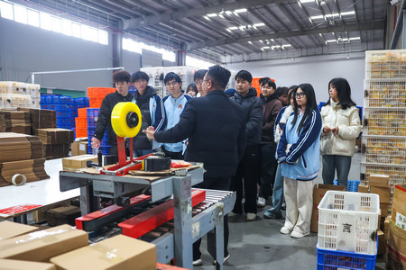 1772505029407832.jpg ES7A5994.jpg