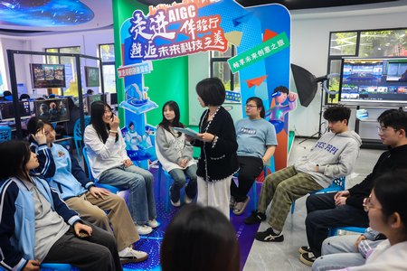 1776302898161952.jpg ES7A9403.jpg